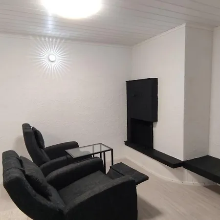 Ketunpesae Puijolla * Kuopio